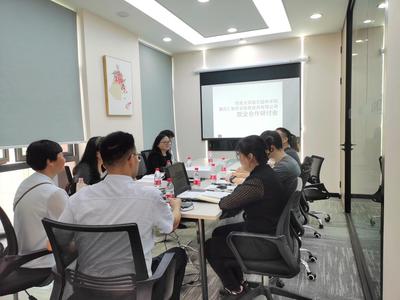 訪企拓崗促就業(yè)系列報道之二、三 院領(lǐng)導(dǎo)帶隊赴重慶信息咨詢服務(wù)用人單位開展專項調(diào)研